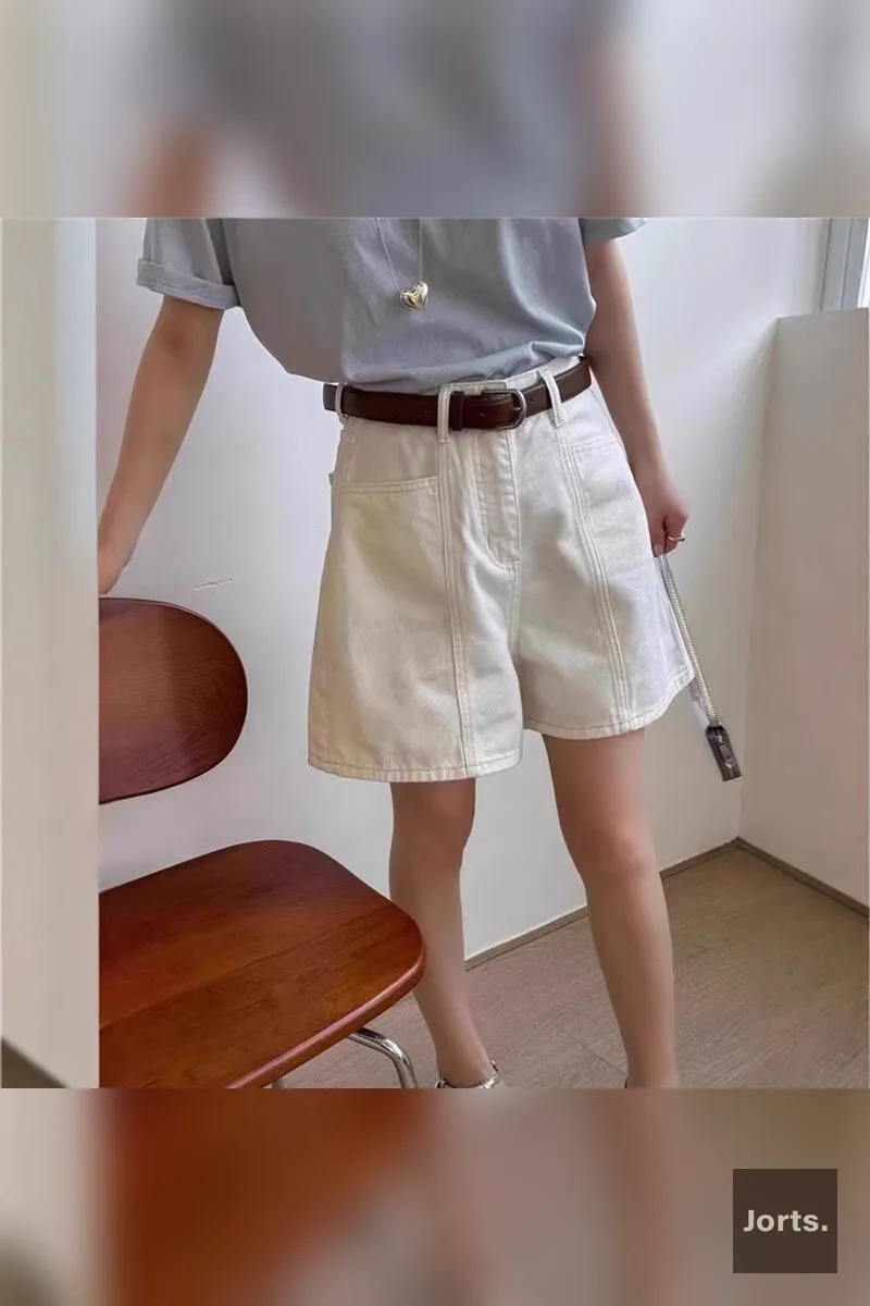 Iconic Women's High Waist Cropped Denim Hot Pants